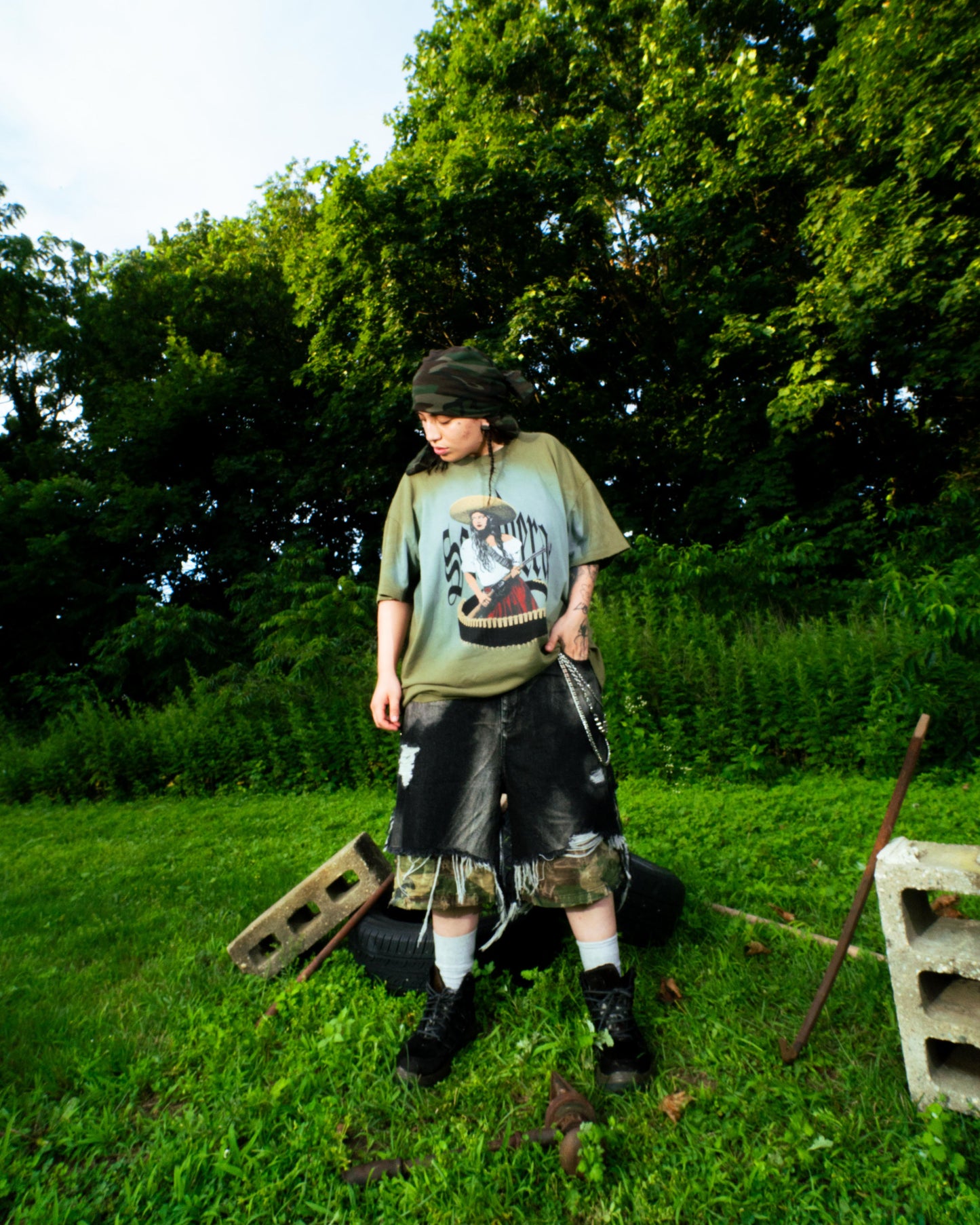 Thrashed Camo Jorts
