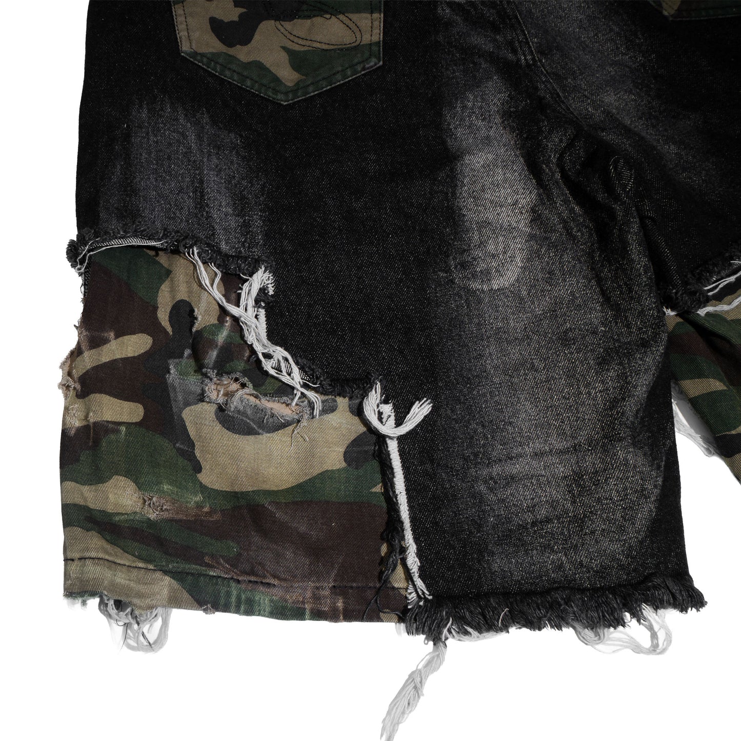 Thrashed Camo Jorts