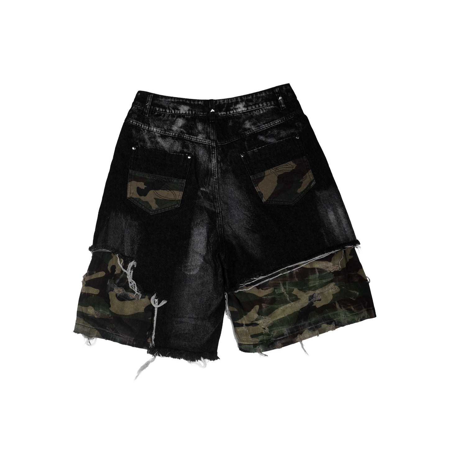 Thrashed Camo Jorts