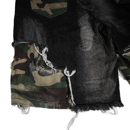 Thrashed Camo Jorts